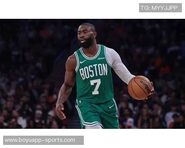 绿军背靠背挑战鹈鹕杰伦布朗状态回暖有望出战